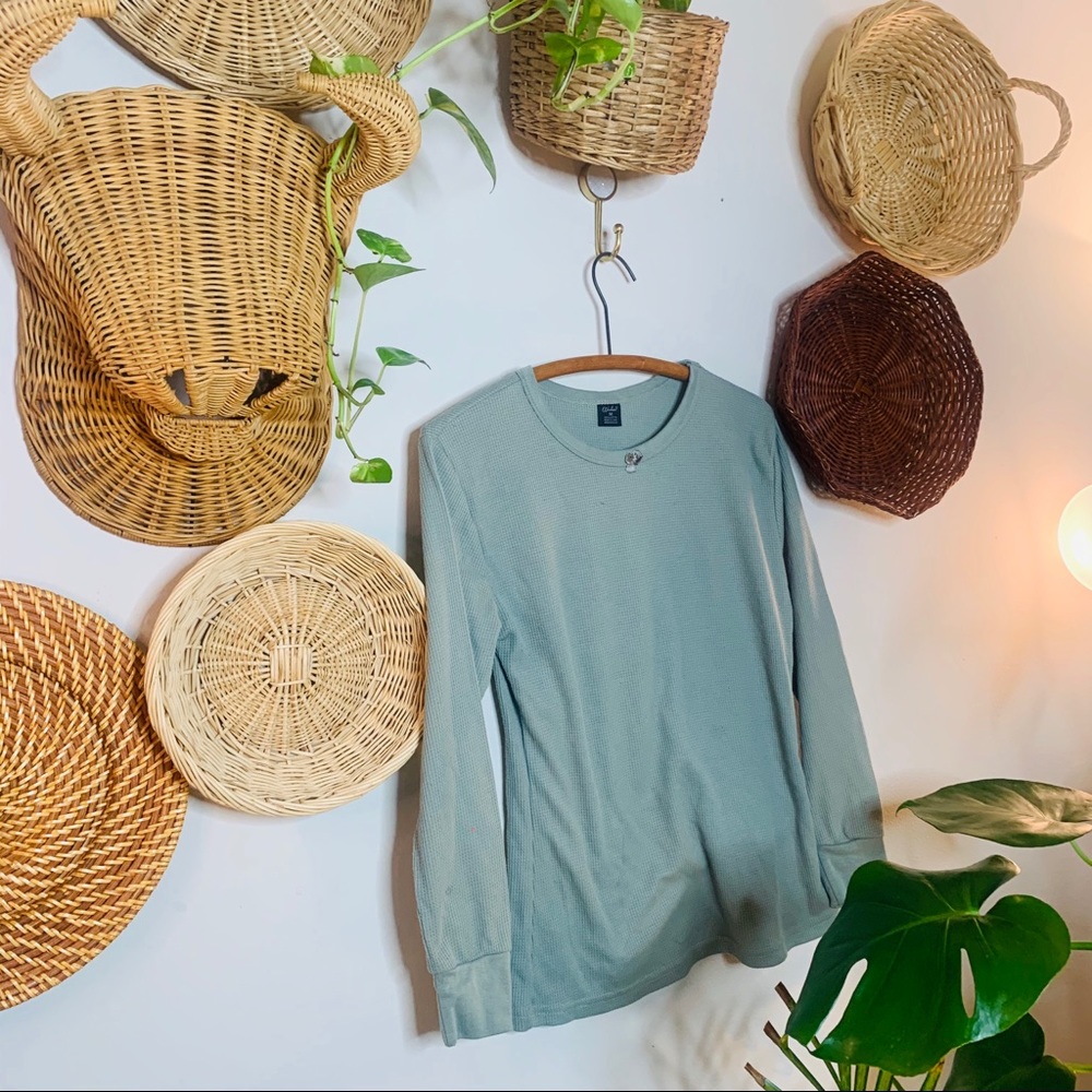 vtg vsco 90s sage green waffle weave long sleeve - Picture 3 of 6